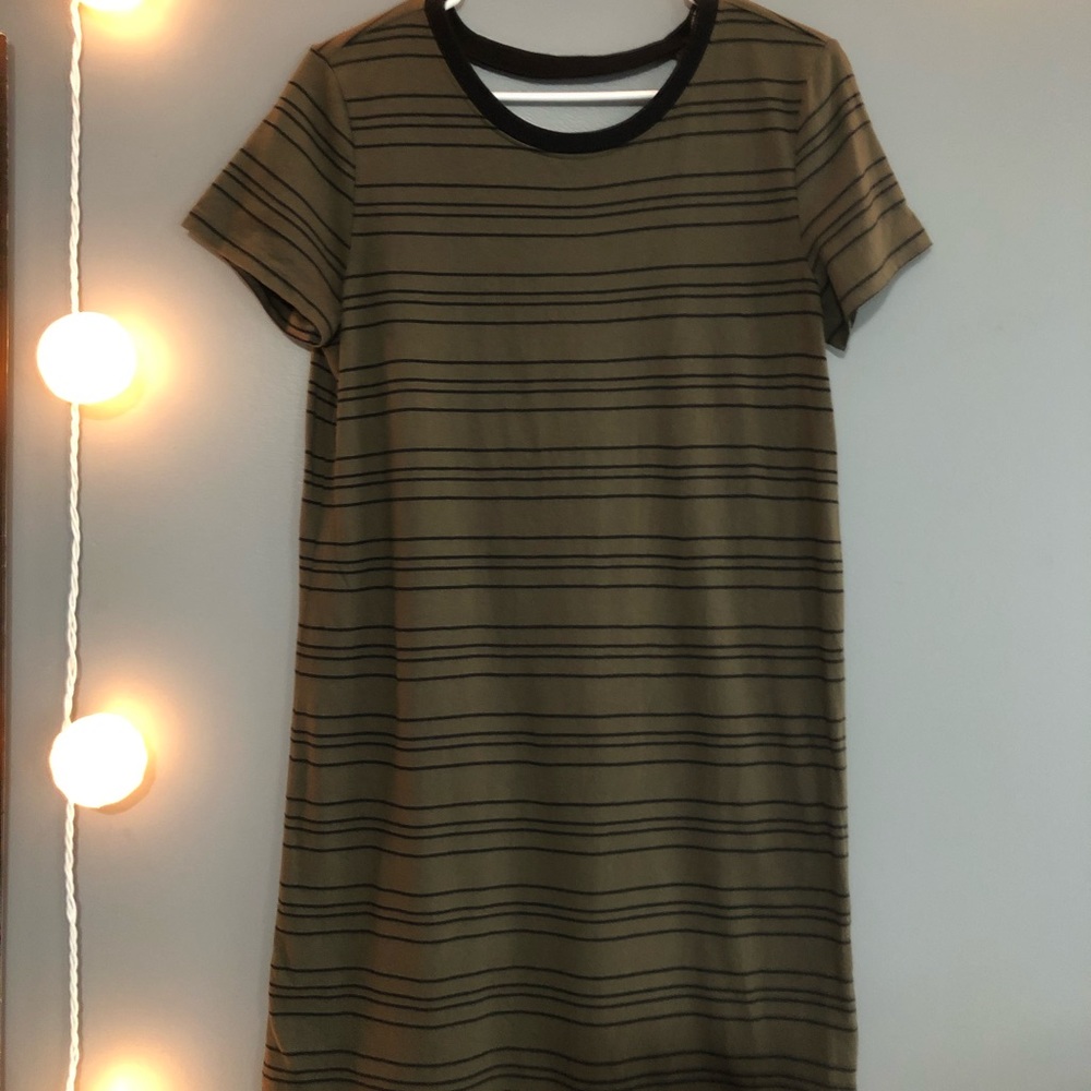 Forever 21 T-Shirt Dress